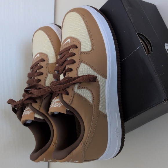 New! Nike Air Force 1 Acorn Sneakers - Men's Size 5 - Picture 2 of 7